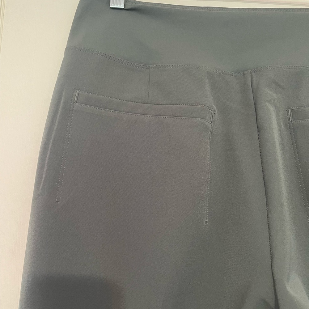 ATHLETA Women’s Endless Pant in Bali Green Straight Leg Ankle #533636-02 Size 14 - Picture 5 of 8